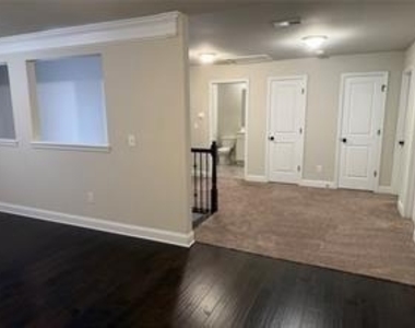 3772 Ledgemont Drive - Photo Thumbnail 4