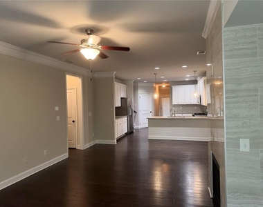 3772 Ledgemont Drive - Photo Thumbnail 17
