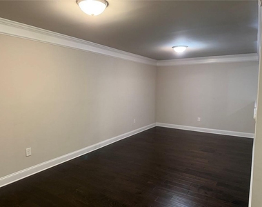 3772 Ledgemont Drive - Photo Thumbnail 24