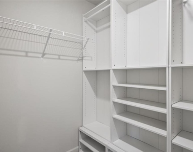 7566 Jennadee Drive - Photo Thumbnail 17
