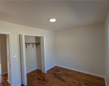 3915 Emerald North Drive - Photo Thumbnail 23