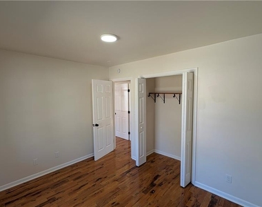 3915 Emerald North Drive - Photo Thumbnail 22