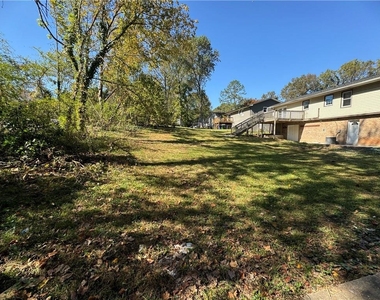 3915 Emerald North Drive - Photo Thumbnail 42