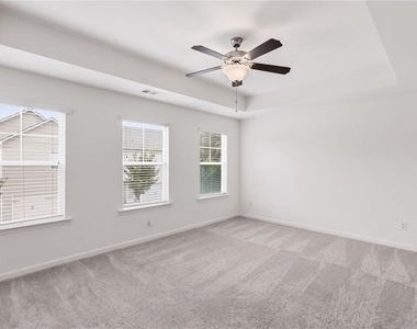 586 Morrow Lane Sw - Photo Thumbnail 14