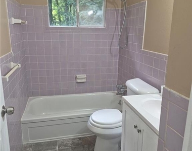 1995 Phillips Drive Se - Photo Thumbnail 9