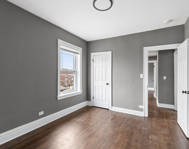 8210 S Marshfield Avenue - Photo Thumbnail 8