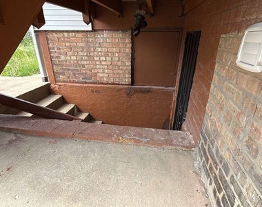8210 S Marshfield Avenue - Photo Thumbnail 13