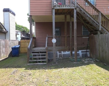 699 Smith Street Sw - Photo Thumbnail 19