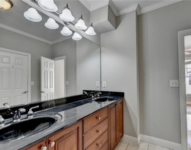813 Clifton Heights Lane Ne - Photo Thumbnail 36