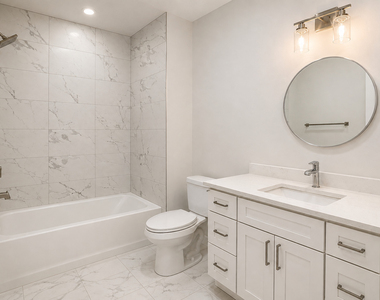 822 N Winchester Avenue - Photo Thumbnail 4