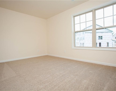 4505 Almanor Circle - Photo Thumbnail 36