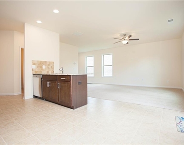 4505 Almanor Circle - Photo Thumbnail 8