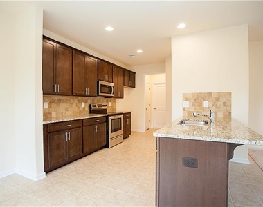 4505 Almanor Circle - Photo Thumbnail 11