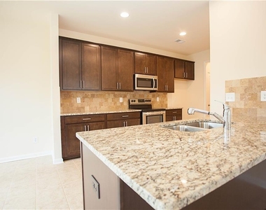 4505 Almanor Circle - Photo Thumbnail 12