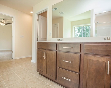 4505 Almanor Circle - Photo Thumbnail 33