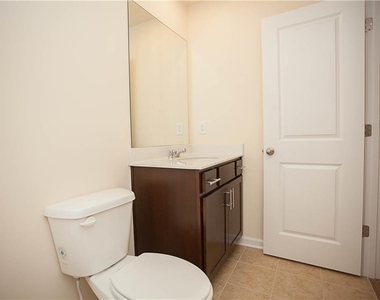 4505 Almanor Circle - Photo Thumbnail 42