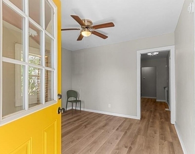 2164 Monroe Avenue - Photo Thumbnail 1