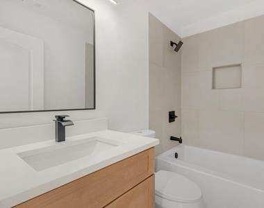 6060 Winston Trace - Photo Thumbnail 22