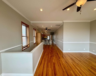 1537 N Fairfield Avenue - Photo Thumbnail 5