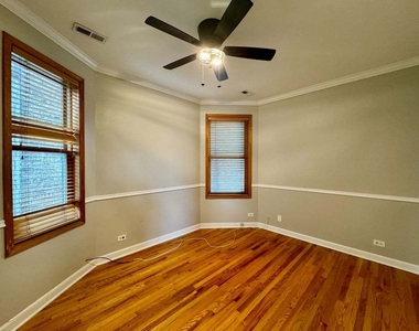 1537 N Fairfield Avenue - Photo Thumbnail 12