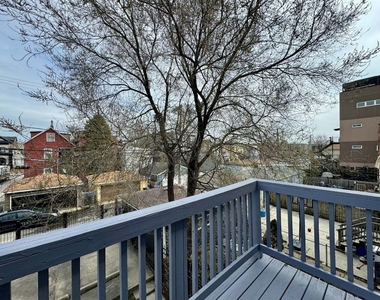 1537 N Fairfield Avenue - Photo Thumbnail 19