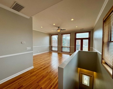 1537 N Fairfield Avenue - Photo Thumbnail 6