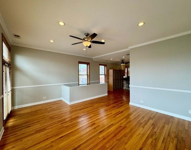 1537 N Fairfield Avenue - Photo Thumbnail 3