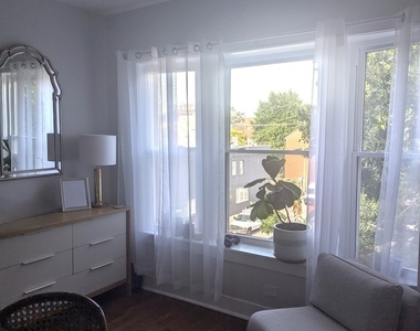 958 N Winchester Avenue - Photo Thumbnail 11