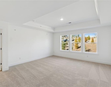 198 Redbud Road - Photo Thumbnail 10
