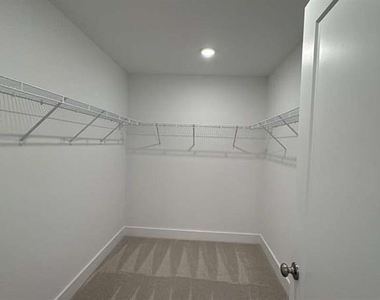 198 Redbud Road - Photo Thumbnail 14