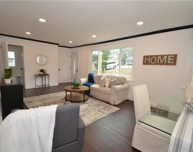 1350 Kenilworth Drive Sw - Photo Thumbnail 6