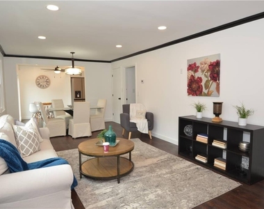 1350 Kenilworth Drive Sw - Photo Thumbnail 1