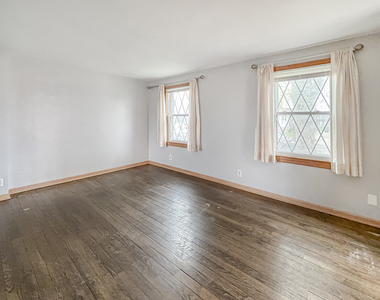 5156 W 63rd Place - Photo Thumbnail 5