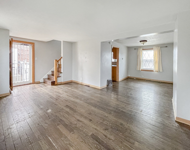 5156 W 63rd Place - Photo Thumbnail 6