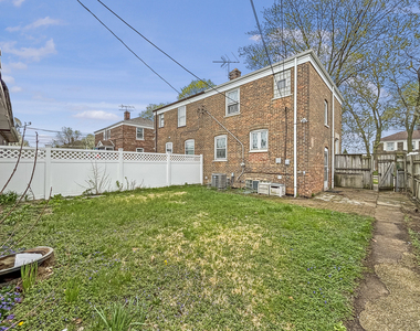 5156 W 63rd Place - Photo Thumbnail 25