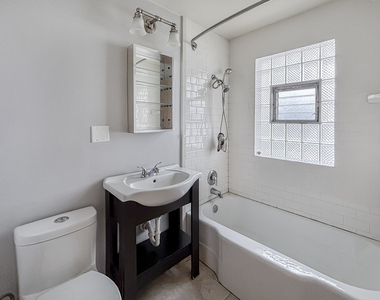 5156 W 63rd Place - Photo Thumbnail 16