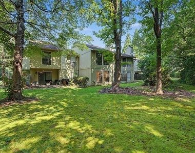 6350 Hawthorne Terrace - Photo Thumbnail 37