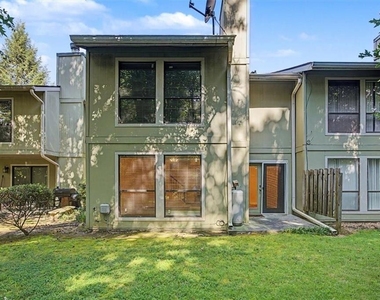 6350 Hawthorne Terrace - Photo Thumbnail 36