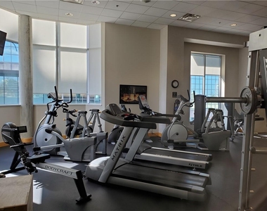 285 Centennial Olympic Park Drive Nw - Photo Thumbnail 5