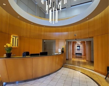 285 Centennial Olympic Park Drive Nw - Photo Thumbnail 4