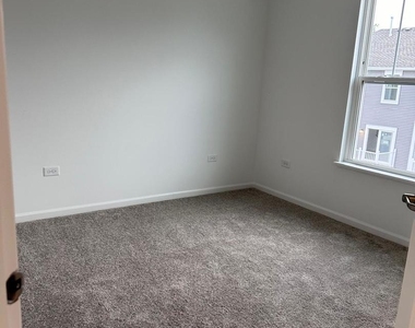560 Wolverine Drive - Photo Thumbnail 13