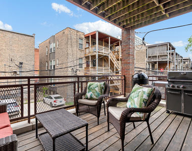 1056 W Lawrence Avenue - Photo Thumbnail 17