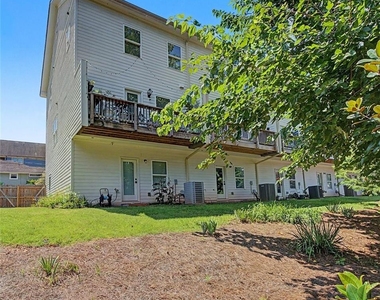 1196 Wylie Street Se - Photo Thumbnail 29
