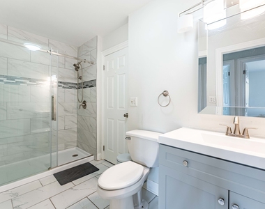 1430 Ash Court - Photo Thumbnail 15