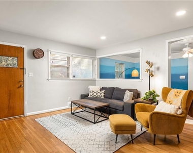 811 Whelchel - Photo Thumbnail 1