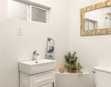 811 Whelchel - Photo Thumbnail 14