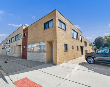 6646 26th Street - Photo Thumbnail 15