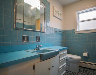 6646 26th Street - Photo Thumbnail 8