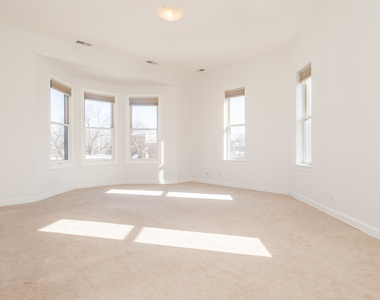 845 W Altgeld Street - Photo Thumbnail 14