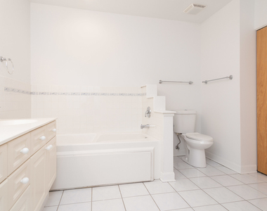 845 W Altgeld Street - Photo Thumbnail 25